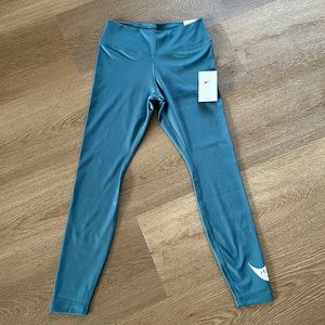 Nike One Dri Fit Leggings